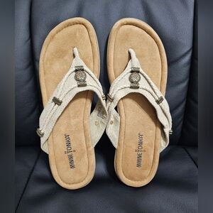 Minnetonka Beige Sandals with Embellishments